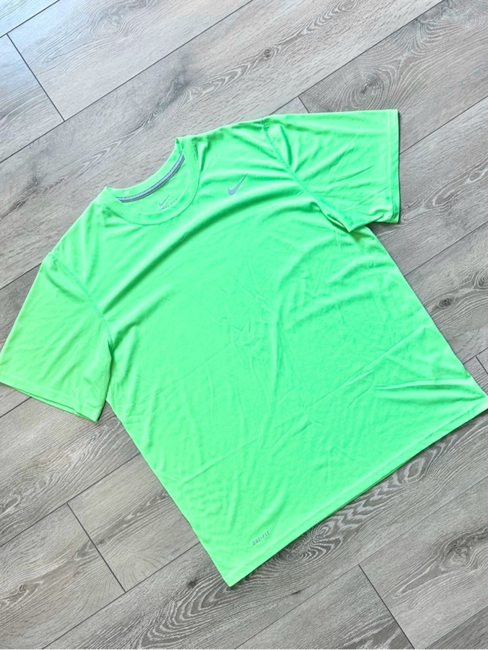 Nike Dri Fit Legend Short Sleeve Training Tee Bright Green